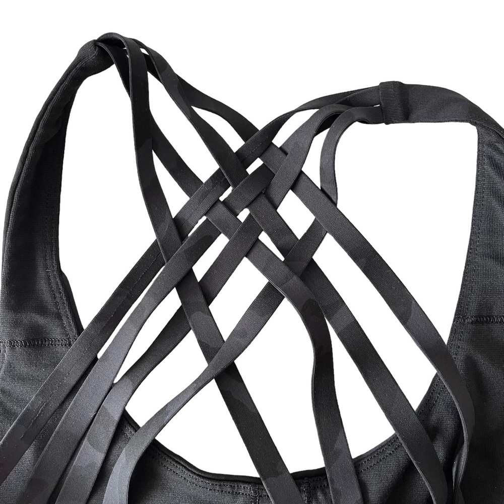 ❌SOLD ❌ Lululemon Free To Be Moved Bra Incognito Camo Multi Grey Size 4 - Picture 6 of 8